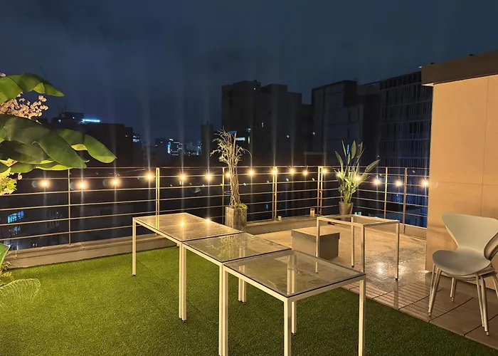 401, Atelier Seongsu Riverside Loft Cherry Blossom Road River Airport Bus Apartment Seoul