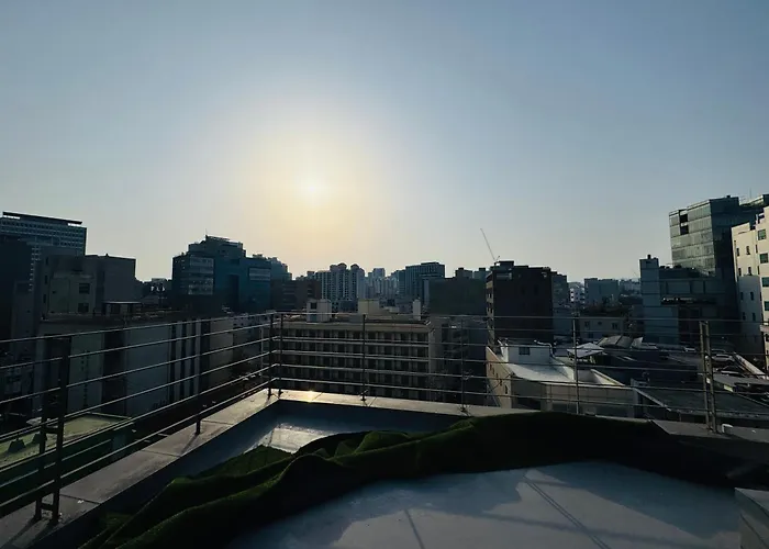 Apartment 401, Atelier Seongsu Riverside Loft Cherry Blossom Road River Airport Bus Seoul