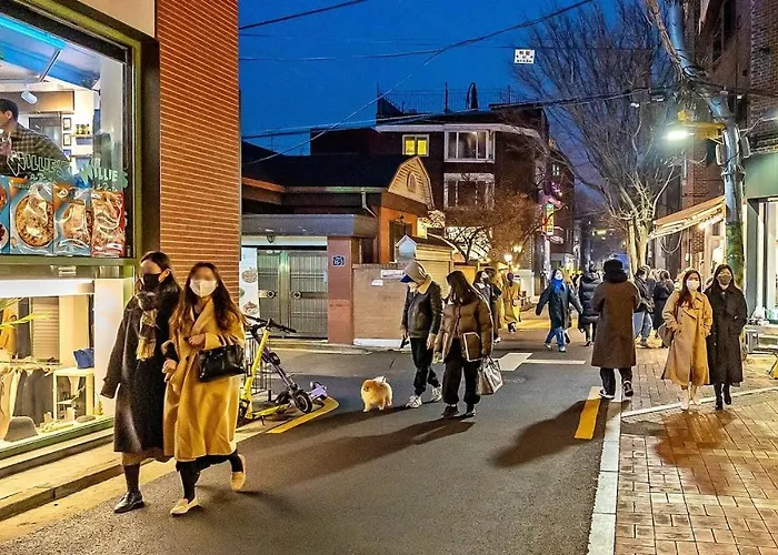 Apartment 401, Atelier Seongsu Riverside Loft Cherry Blossom Road River Airport Bus