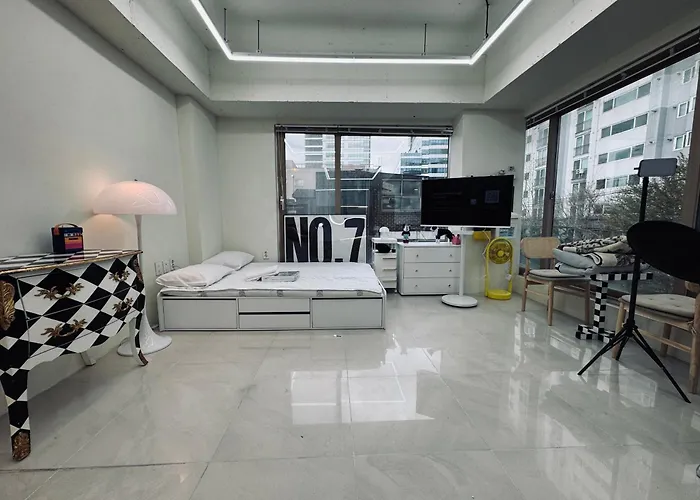 Apartment 401, Atelier Seongsu Riverside Loft Cherry Blossom Road River Airport Bus
