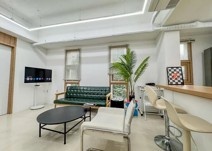 401, Atelier Seongsu Riverside Loft Cherry Blossom Road River Airport Bus Seúl