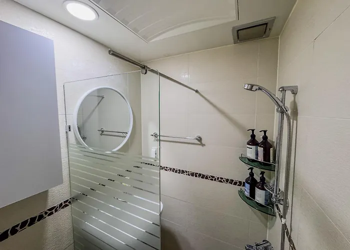 Apartamento 401, Atelier Seongsu Riverside Loft Cherry Blossom Road River Airport Bus Seúl